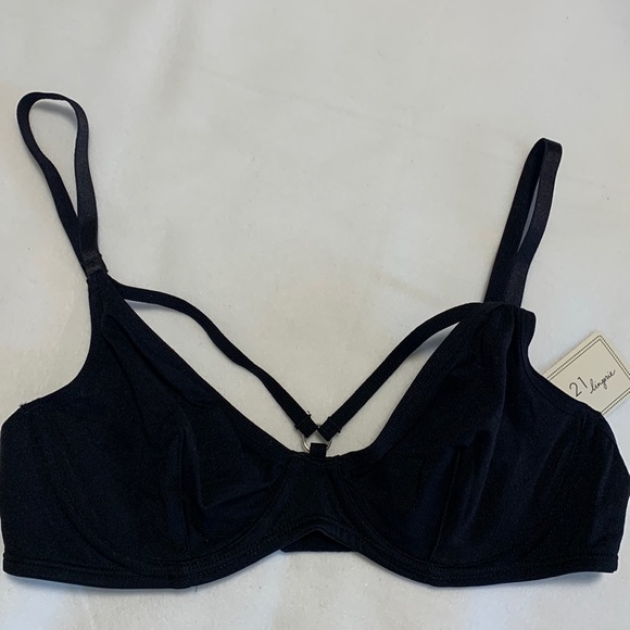 NWT Forever 21 Black Sexy Bra Size 34A - Picture 1 of 5